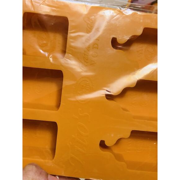 Tito's Handmade Vodka Silicone Ice Maker Tray - Picture 4 of 4